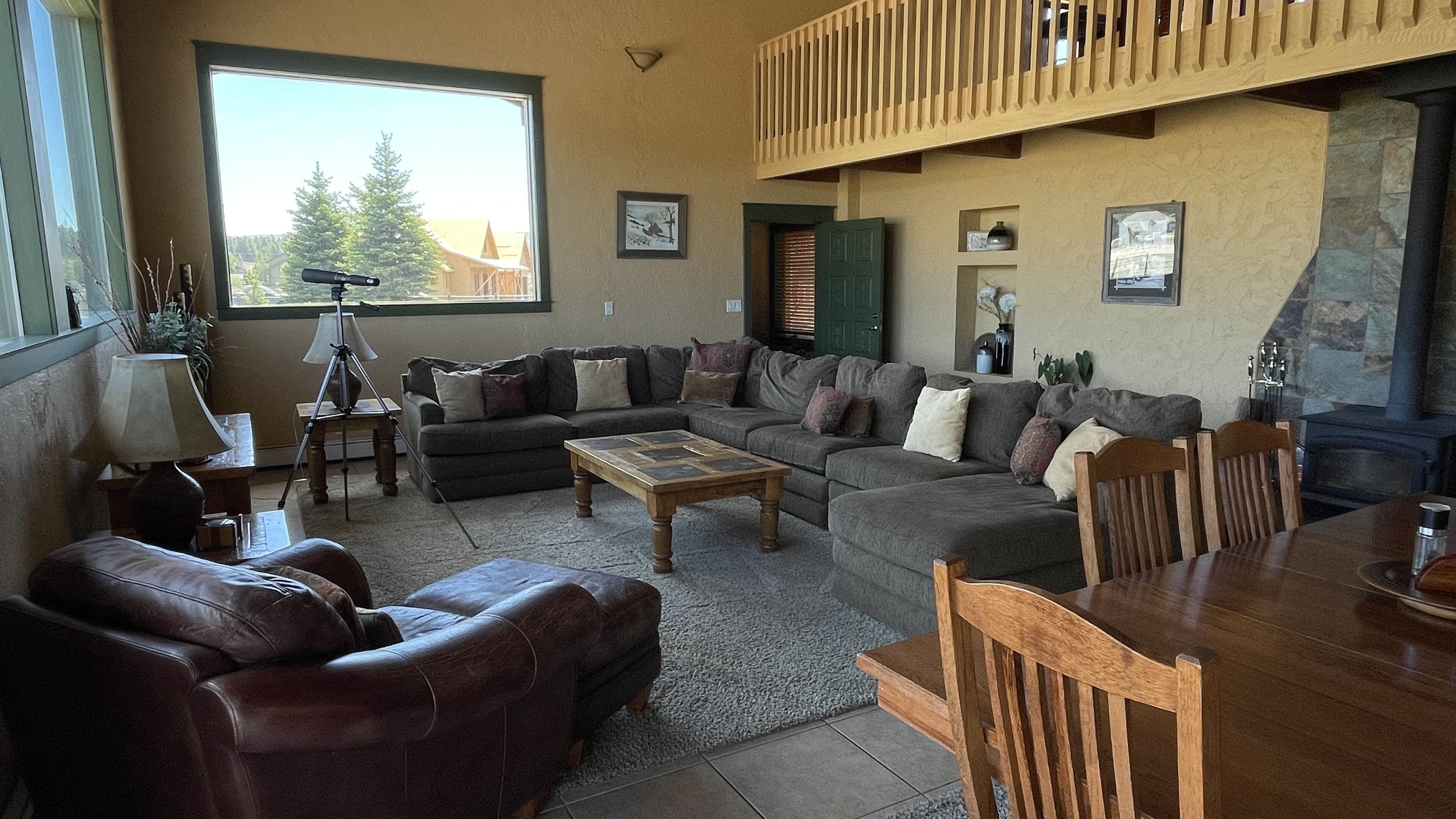 LEAF PEEPING rate from now through NOV. 6th - 399 - WOW!  Don’t miss it