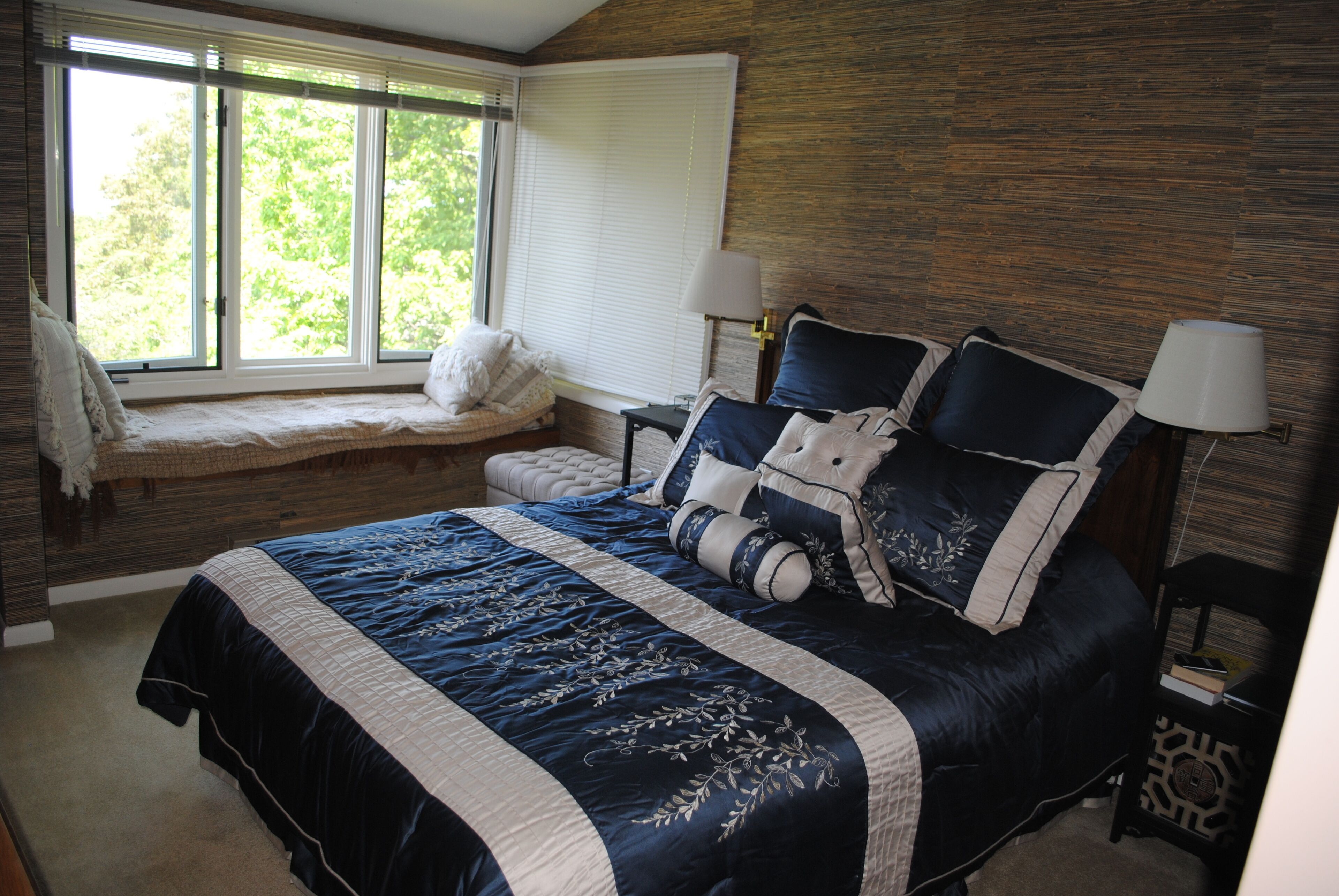 Devil's Knob Mtn. condo on golf course with views of Shenandoah Valley