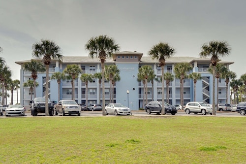 500 Ft from Beach! 3 Pools (1 Seasonally Heated)! Ground Floor Condo! ~ Cabana 103 at Gulf Place on 30A