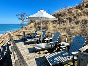 Property grounds - Amazing Lake Michigan Waterfront Custom Home With 186’ Of Perfect Sandy Beach!! (Montague)