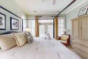 4 soverom, strykejern/-brett, wi-fi og sengetøy