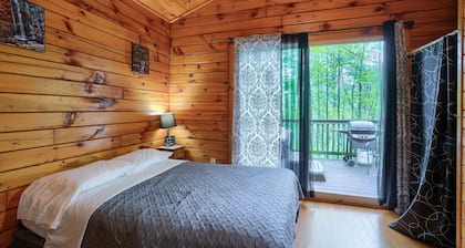 Blue Rose Cabins - Wildwood Cabin