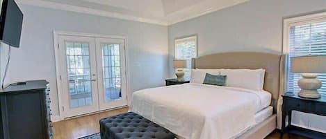 4 quartos, ferros/tábuas de passar roupa, Wi-Fi, roupa de cama