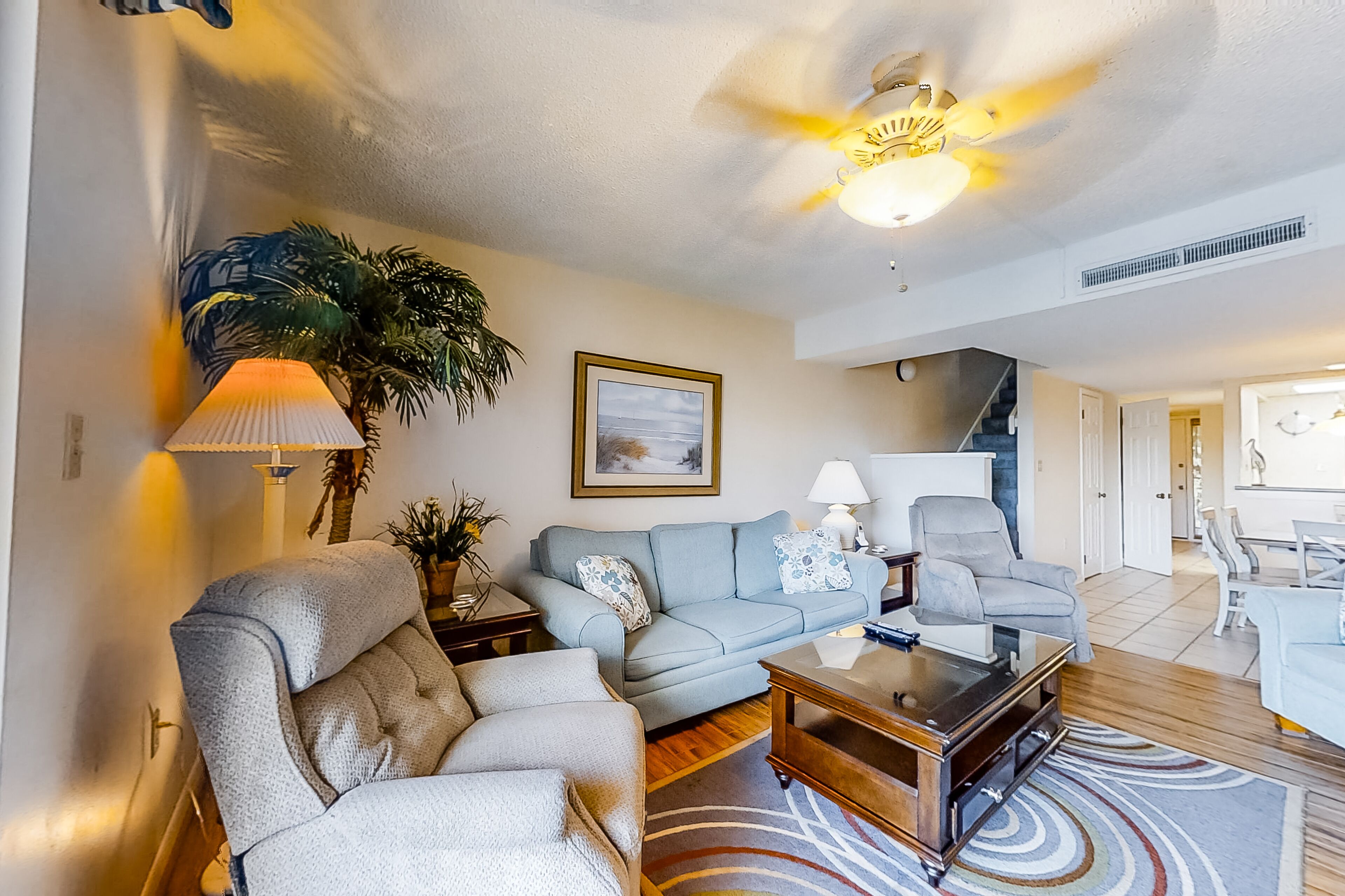 Spacious Villa with Shared Pool, Hot tub & Lagoon Views  - Walk to Beach