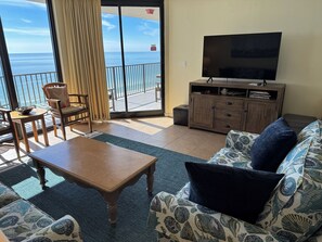 Smart TV, DVD player, stereo