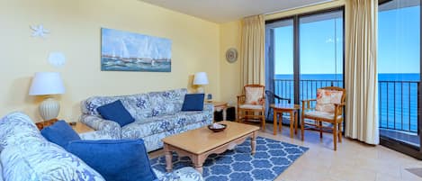 Smart-tv, dvd-spelare och en stereo