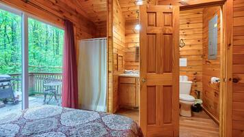 1 bedroom, WiFi (free), bed sheets
