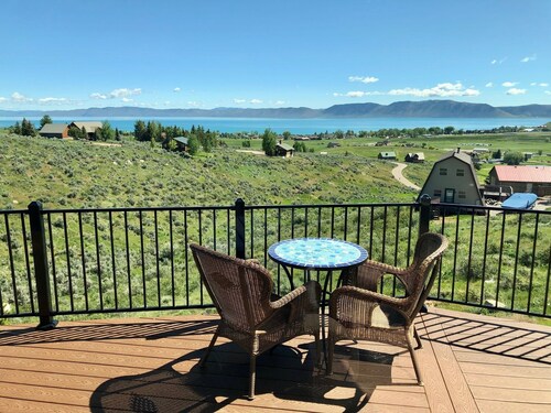 UUSI LUETTELO !!! Kaunis upouusi Bear Lake Lodge - vuodepaikkoja 14 