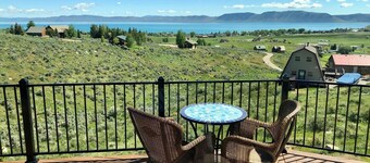 Immaculate Garden City Cabin - Stunning Bear Lake Views - sleeps 14!!