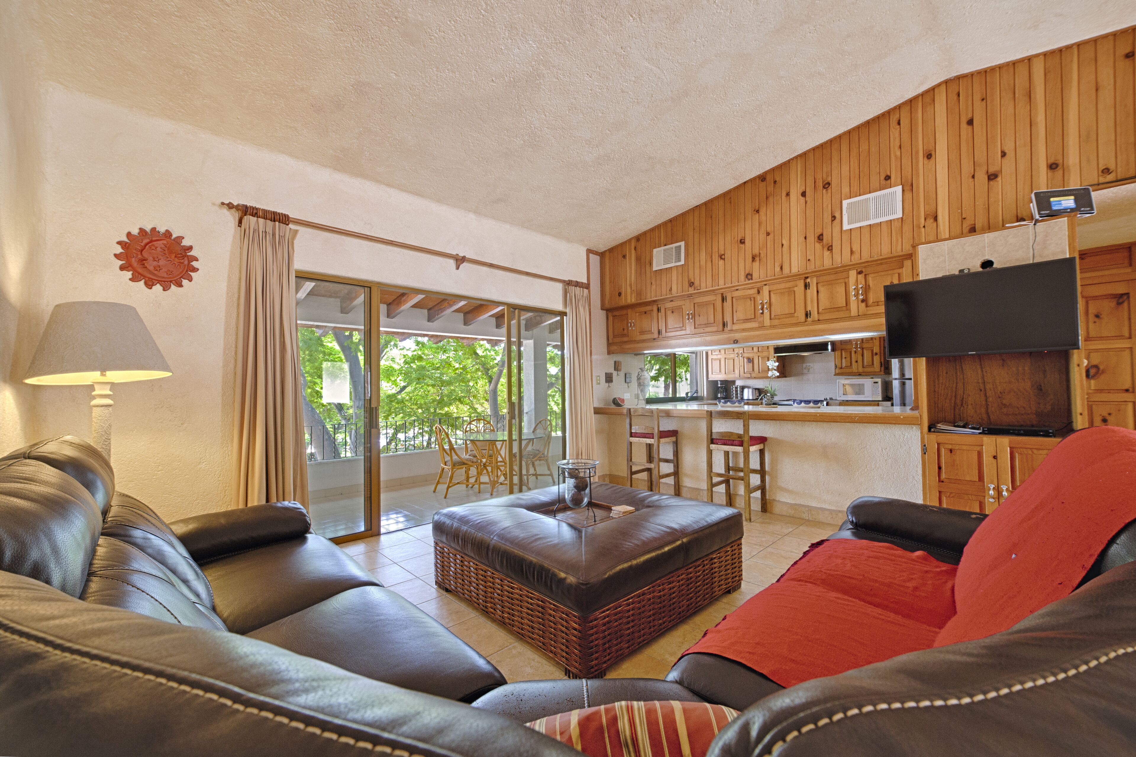 Pedregal Beauty - A Walk to Downtown Cabo