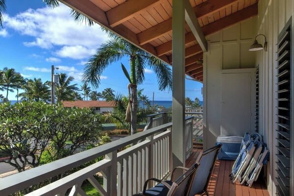 Property grounds - Oceanview, Walk to Poipu Beach, AC, Private Lanai! (Koloa)
