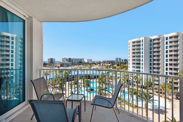 Fab Pool Views! Palms Resort #1711 Jr 2BR