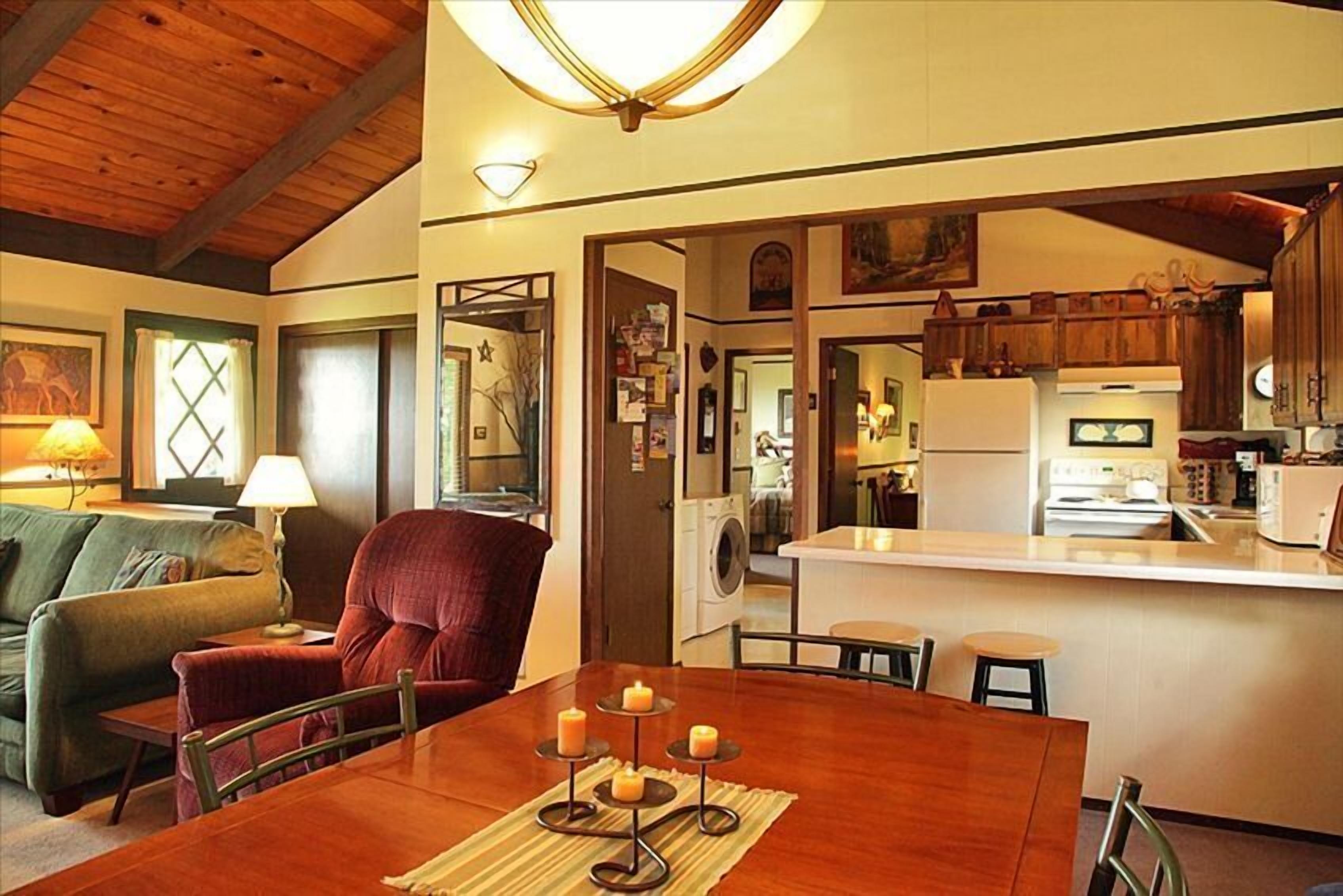 Romantic and Charming Cottage on One Acre High Bluff View Lot!