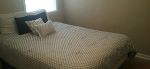 3 habitaciones, cuna de viaje, wifi gratis y ropa de cama 