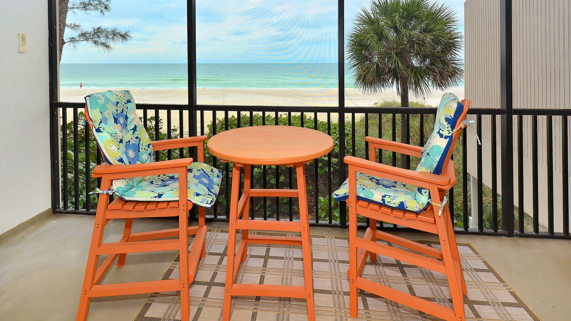 Sits ON the Sand!!  Paradise!