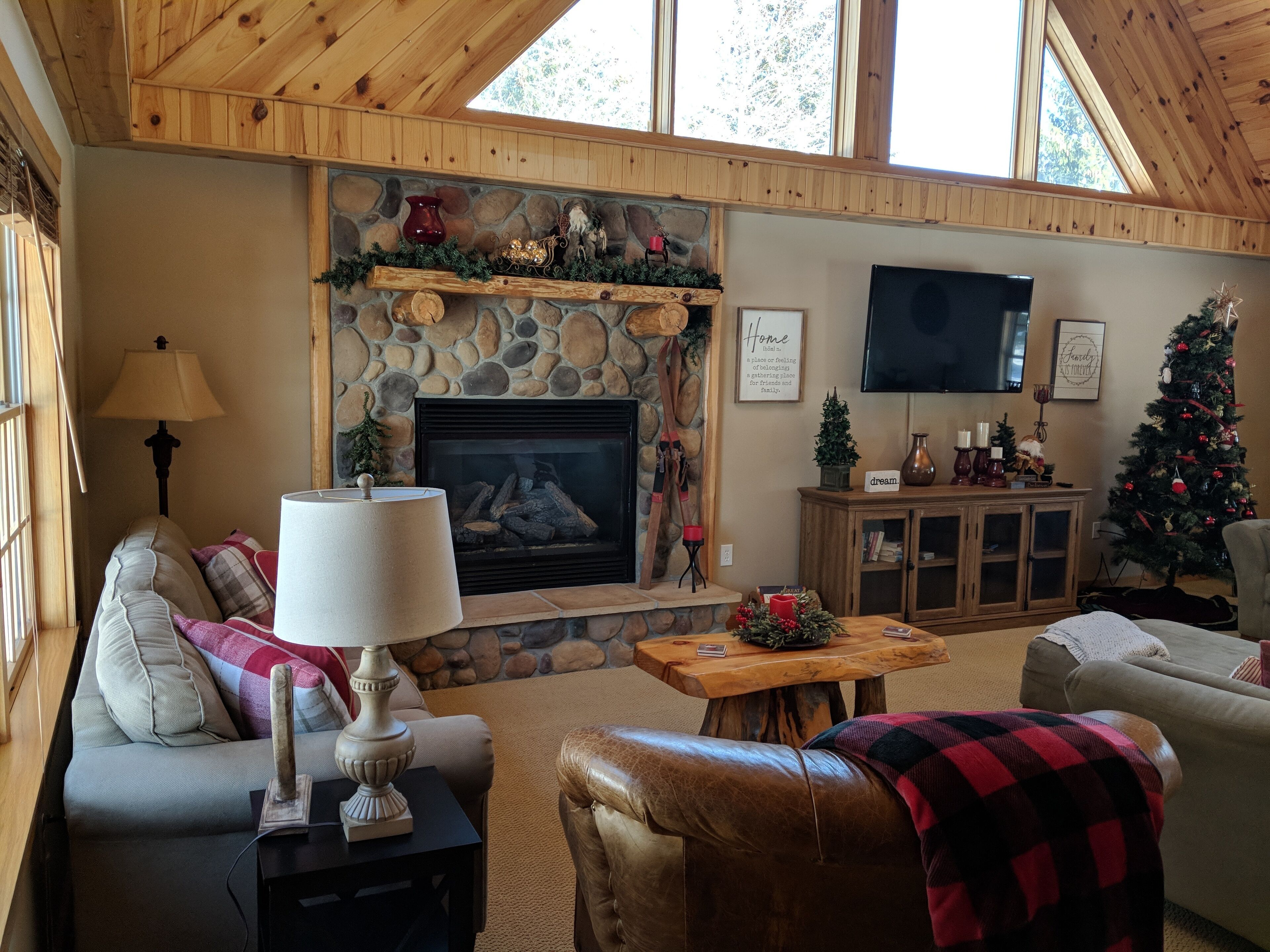 3 level Executive Home in the Village of Crystal Mountain Resort -New to VRBO!