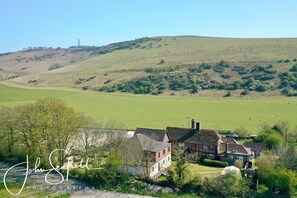 Aerial view - Tottington Manor (Henfield)