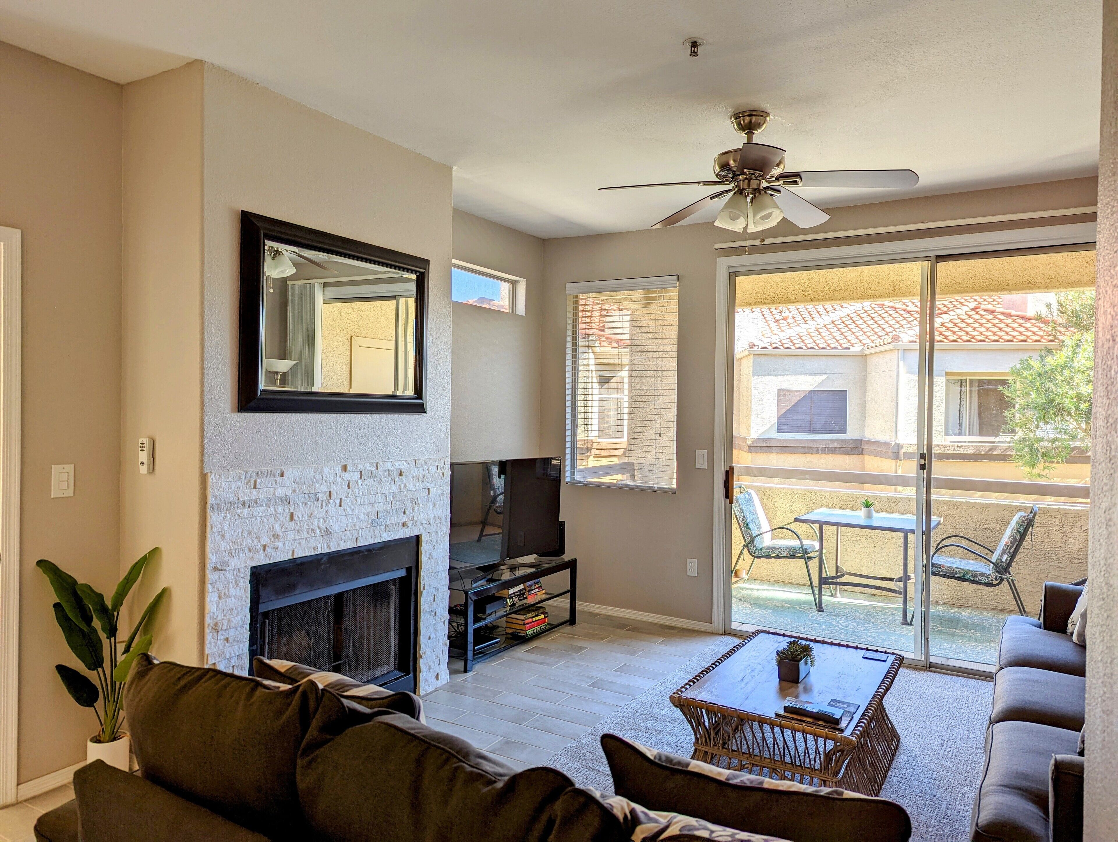 Stay and play in this beautiful centrally located condo in Scottsdale!