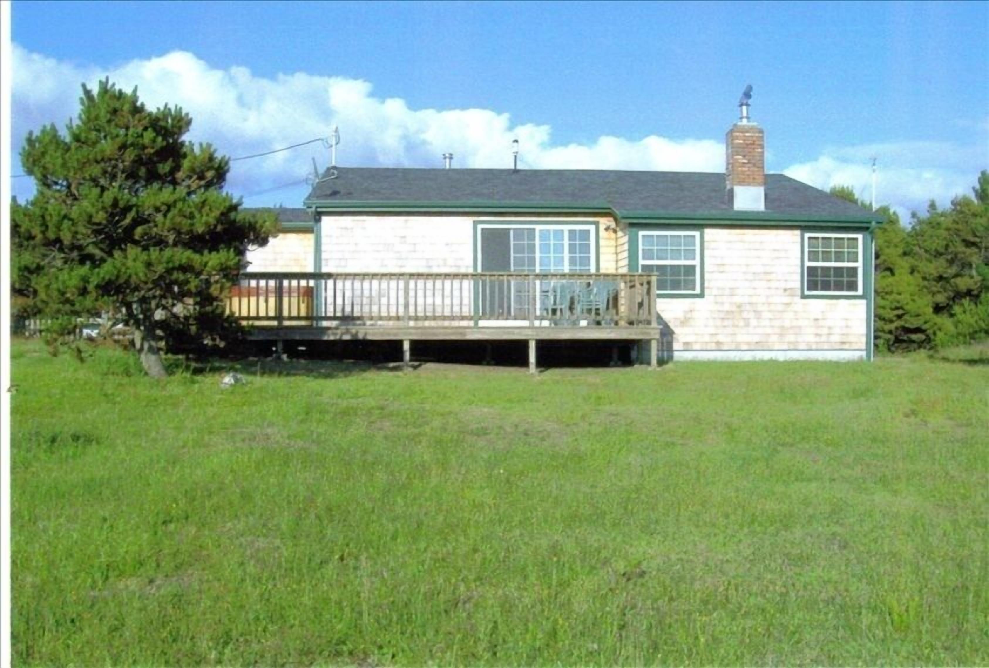 Quiet Oceanfront Cottage