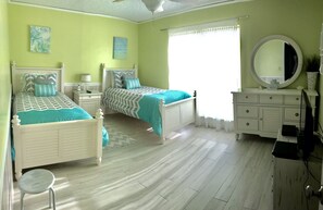 2 Schlafzimmer, Bügeleisen/Bügelbrett, Reisekinderbett, WLAN