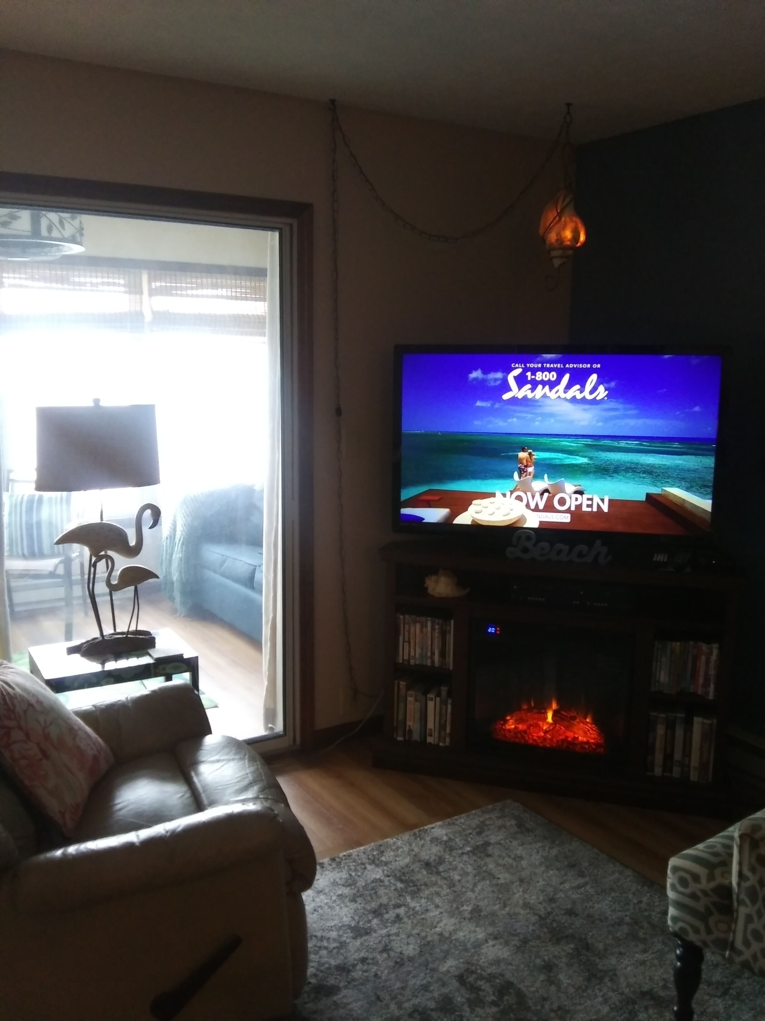PARADISE CONDO ON LAKE ERIE/BOOKING FOR WINTER RENTERS