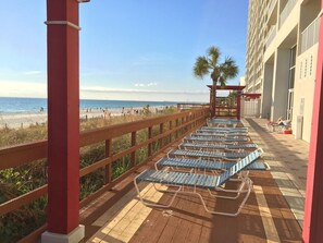 Property grounds - 4th floor @Majestic-Beachfront on the Gulf of America! 3br/2 King beds+ TrplBunk (Panama City Beach)