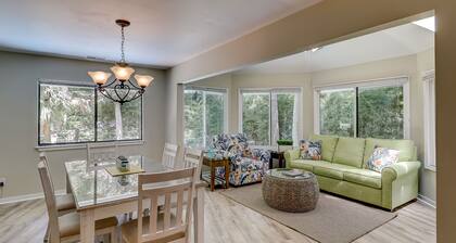 Cozy dog-friendly home with free WiFi & private pool for a relaxing stay