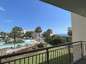 Property grounds - BEACHFRONT RESORT, LAGOON POOL, BEACH BAR  & A BEAUTIFULLY RENOVATED CONDO (Panama City Beach)