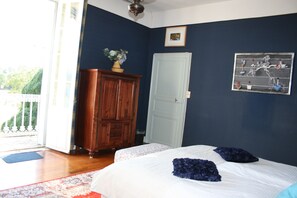 Quarto casal | Individualmente decorados, individualmente mobiliados, Wi-Fi de cortesia