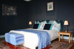 Individually decorated, individually furnished, free WiFi, bed sheets - Château La Barge (Cubjac-Auvézère-Val d'Ans)