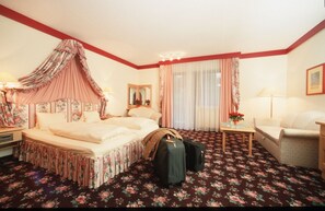 Hypo-allergenic bedding, in-room safe, bed sheets - Ferienhotel Alber (Mallnitz)