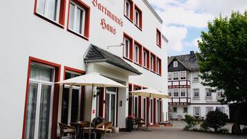 Bagian depan properti