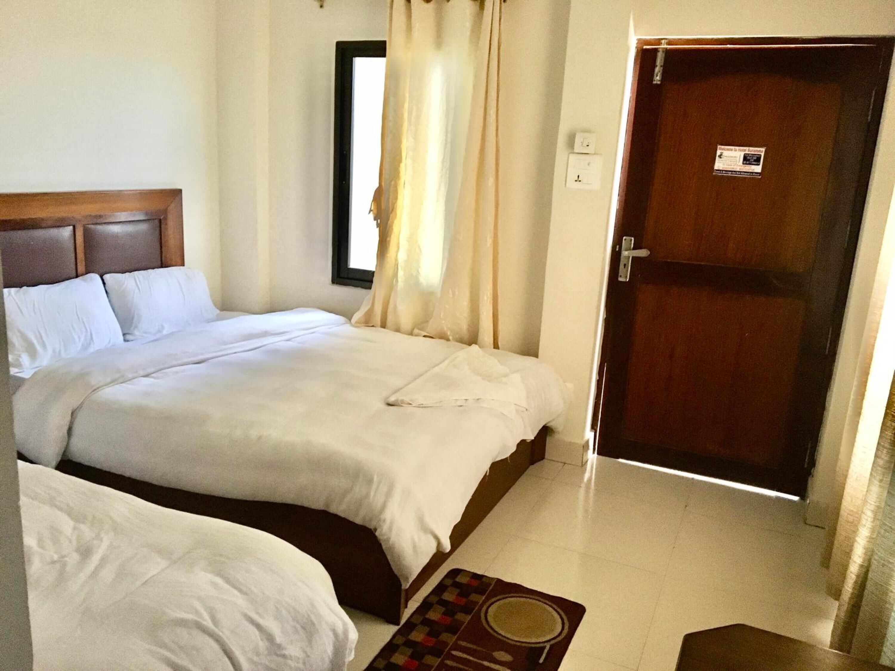Free WiFi, bed sheets