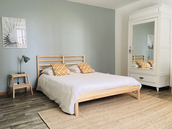 House, 1 Double Bed with Sofa bed