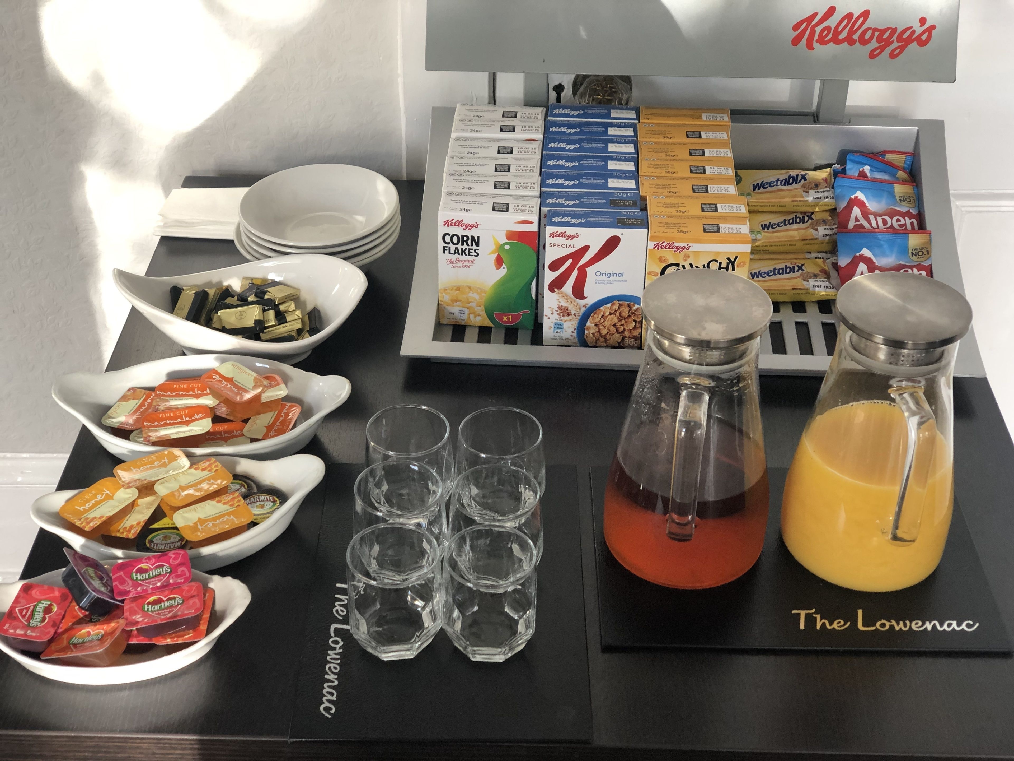 daily english breakfast (gbp 10 per person)