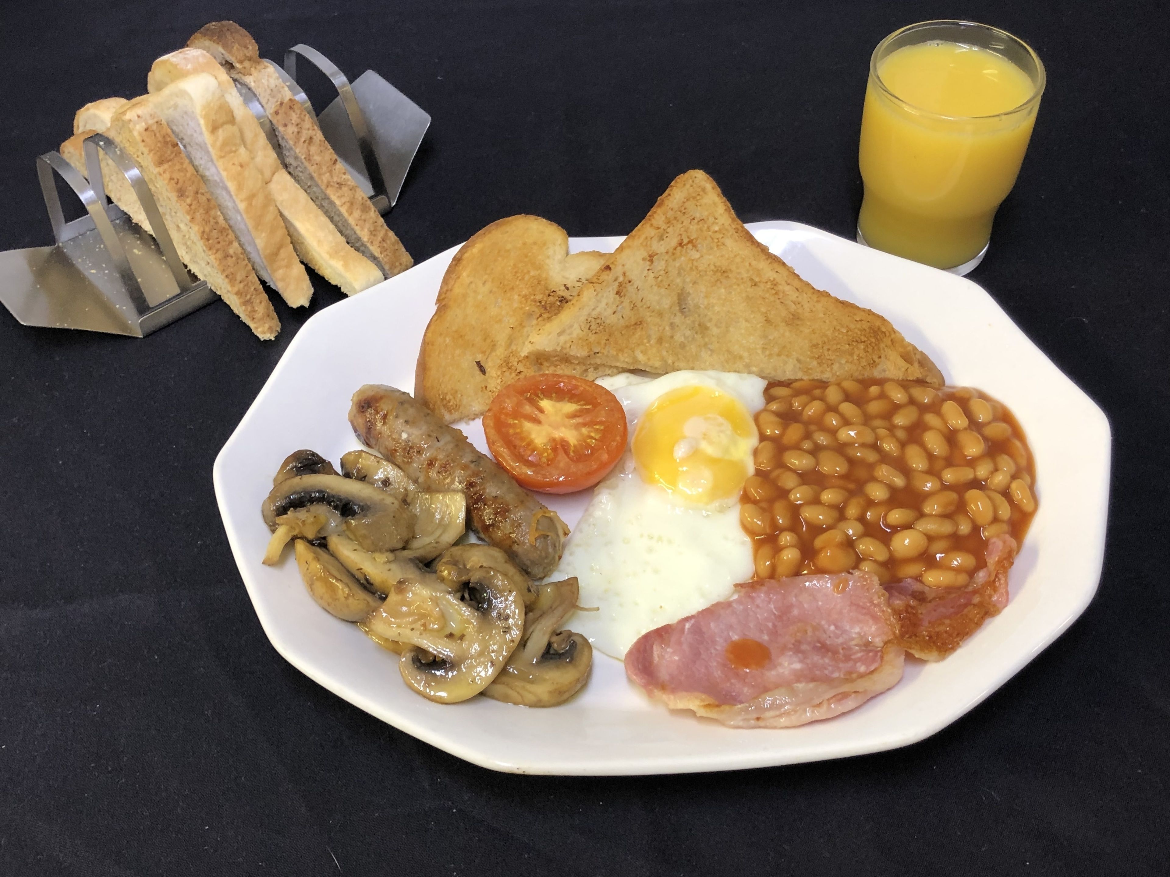 daily english breakfast (gbp 10 per person)