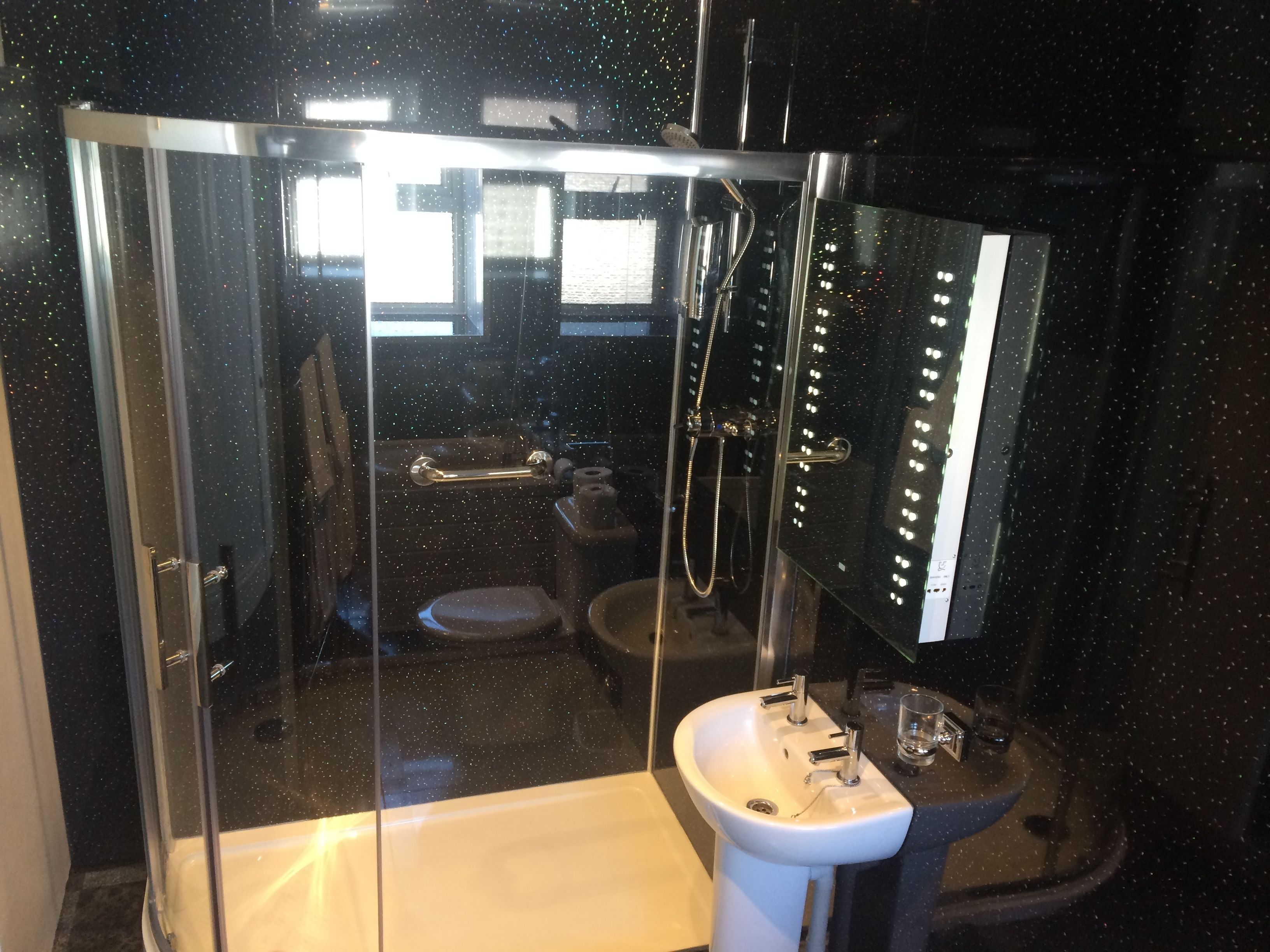 deluxe king room | individually decorated, laptop workspace, iron/ironing board, free wifi