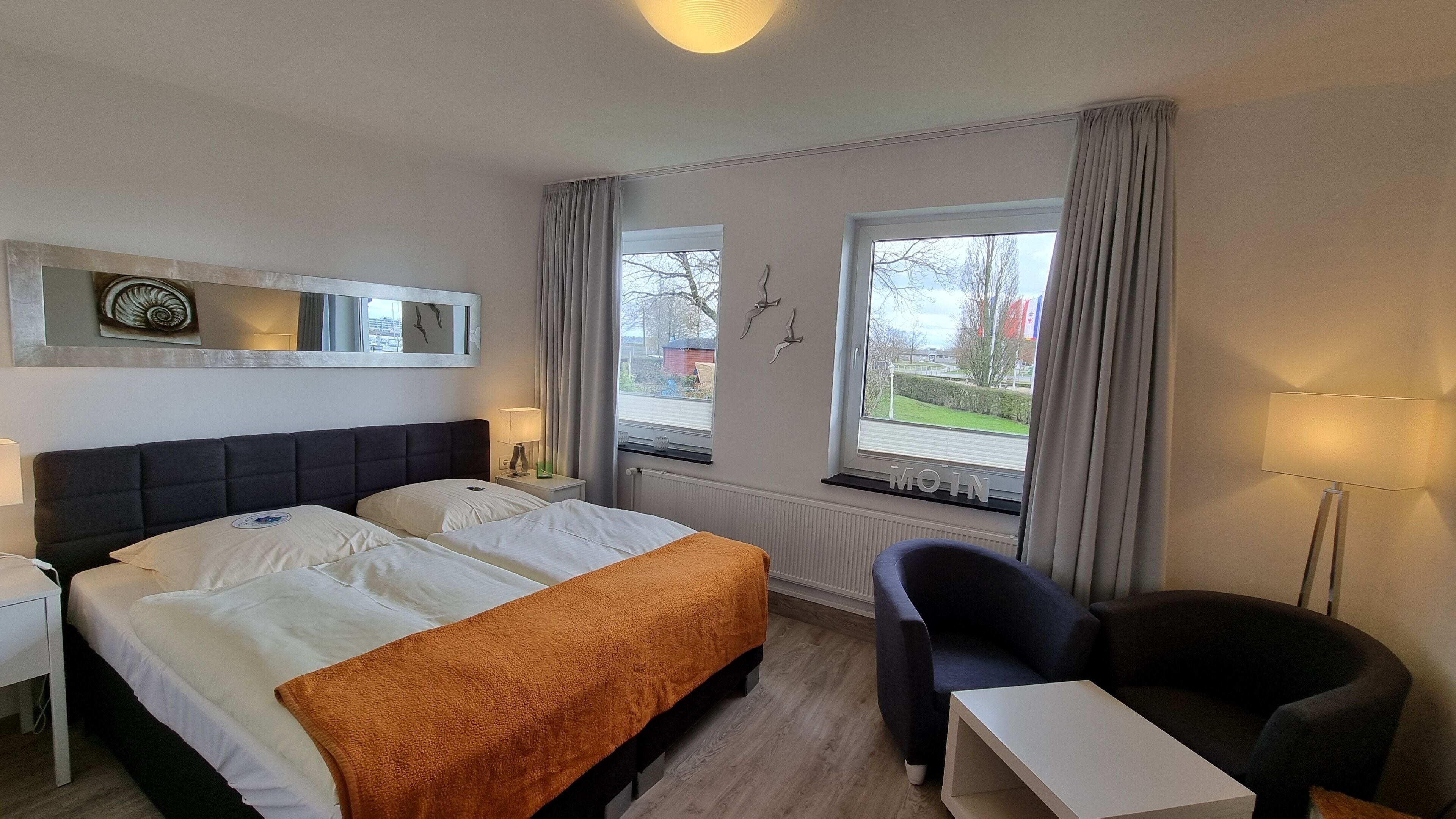 classic double room | 1 bedroom, hypo-allergenic bedding, minibar, in-room safe