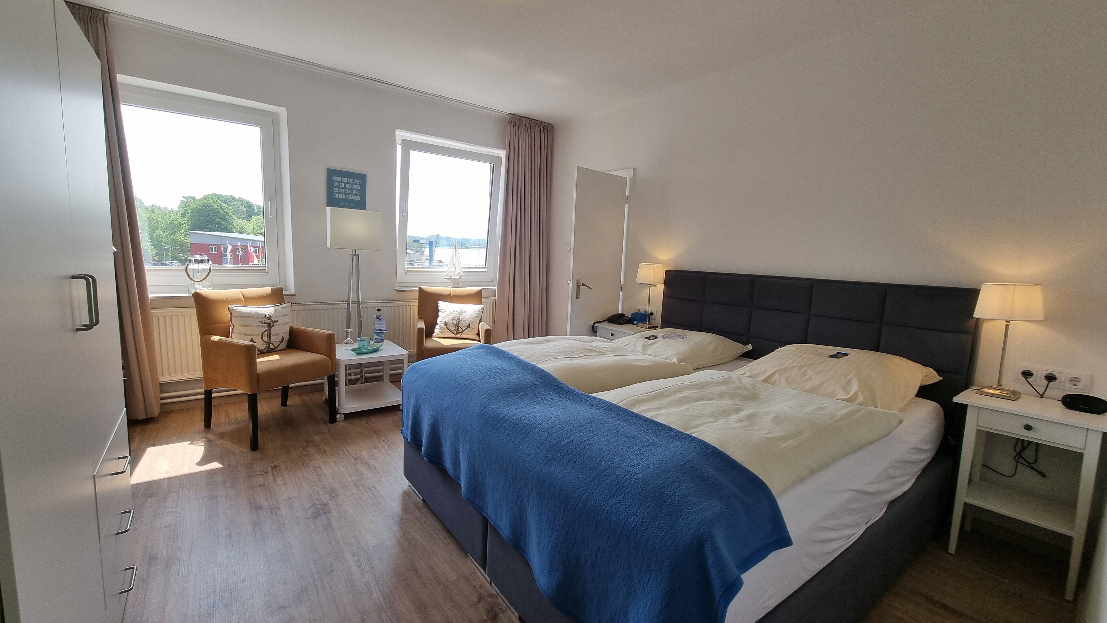 classic double room | 1 bedroom, hypo-allergenic bedding, minibar, in-room safe