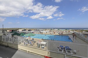 Indoor pool - XPLORIE ACTIVITIES & LINENS INCLUDED*!  QUAY 2 BR/2 BA Ocean View Condo with Indoor/Outdoor Pools. (Ocean City)