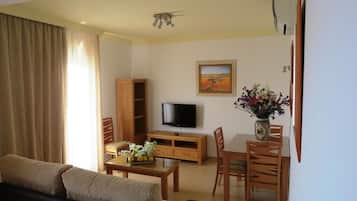 1 slaapkamer, een laptopwerkplek, verduisterende gordijnen