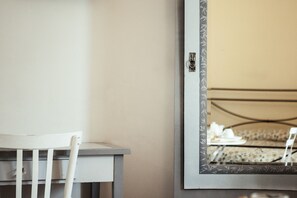 Double or Twin Room | Room amenity - La Fabbrica di San Pietro (Rome)