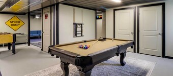 Deck, Game Room & Fire Pit: Poconos Retreat
