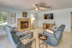 TV, fireplace - Waterfront Merritt Island Vacation Rental w/ Pool! (Merritt Island)