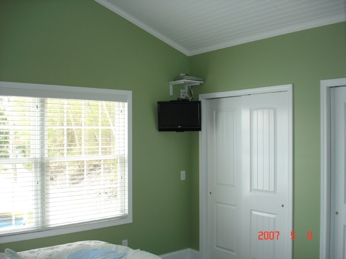 Herbst's Hideaway on Seneca Lake