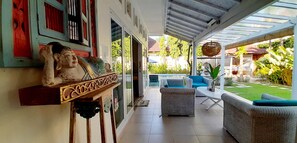 Terrace/patio - Villa Bunny Seminyak close to the beach, (Seminyak)