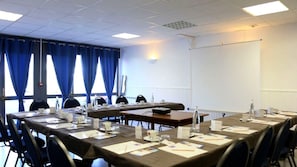 Meeting facility - Logis Atoll Hotel (Beaucouze)