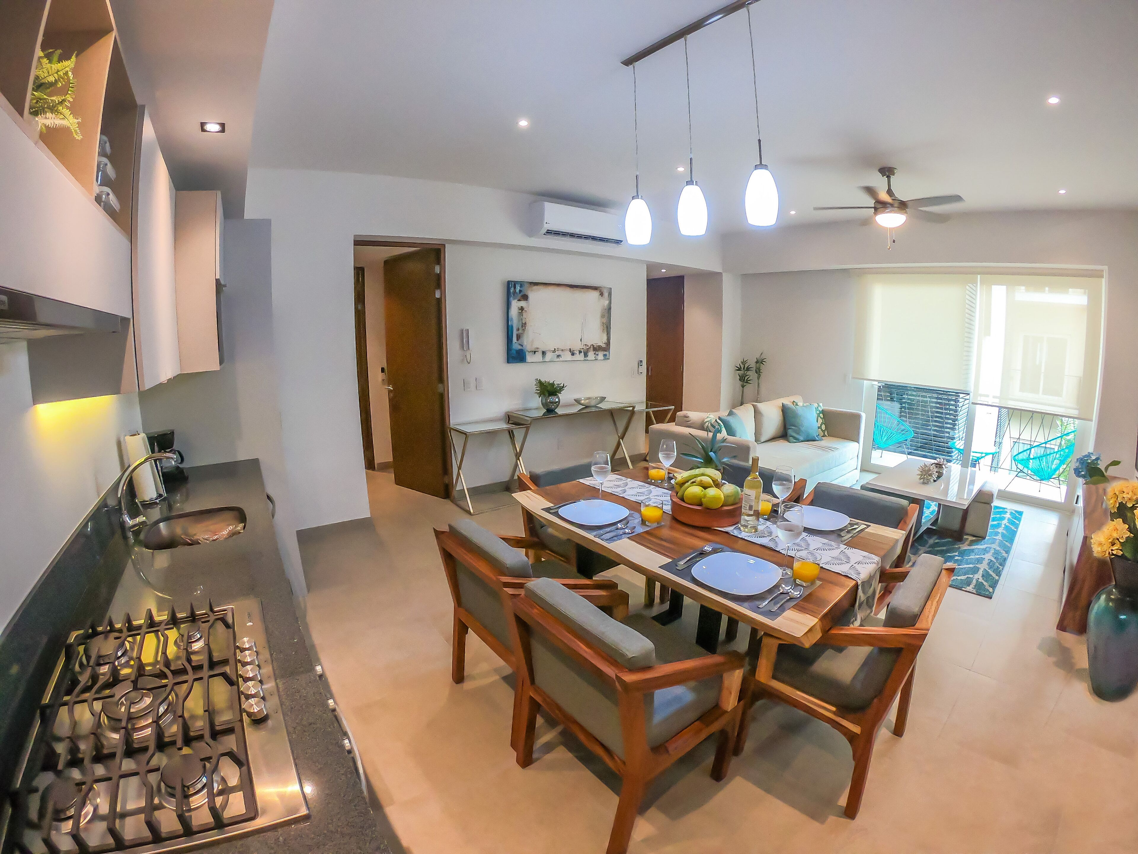 Condo Pavilion 211 in Romantic Zone with rooftop pool and Ocean/Mountain views!