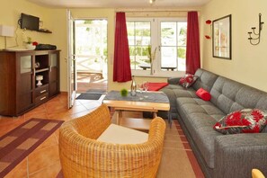 Condo (B6) | Desk, free WiFi - Ferienhaus Bergstraße (Korswandt)