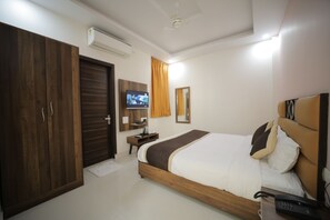 Caja de seguridad en la habitación, escritorio y wifi gratis